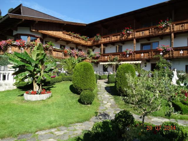 Hotel Lenzenhof Oberau Exterior foto